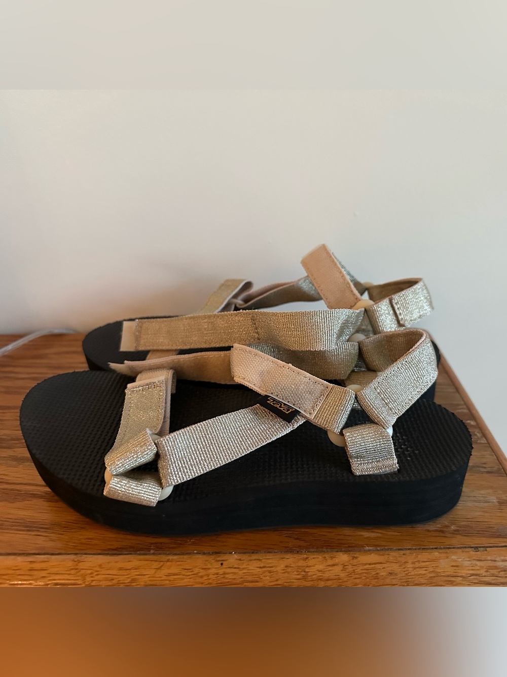 Women’s Teva Midform - Picture 2 of 3